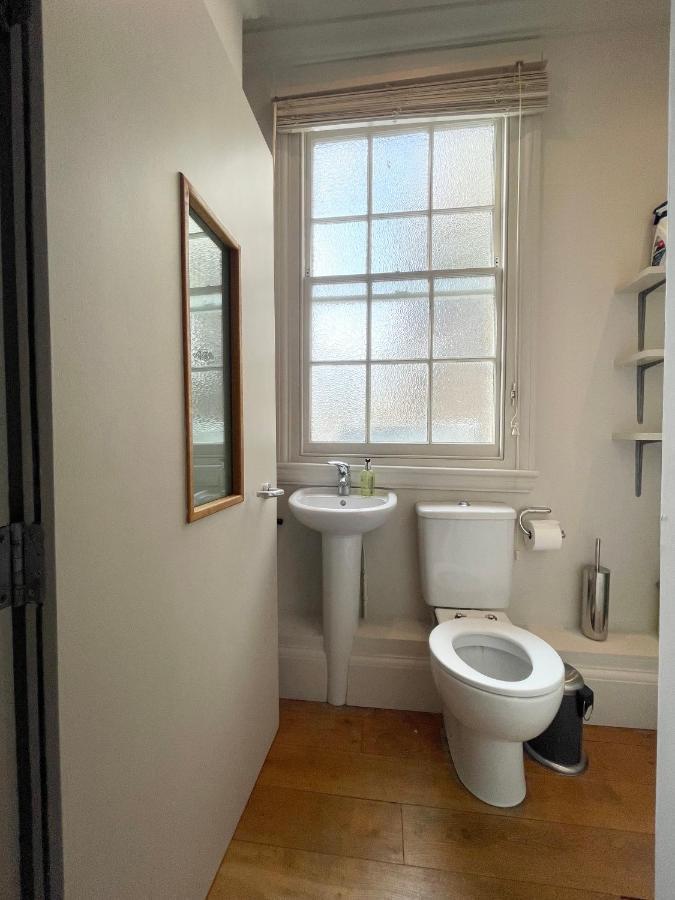 Victoria Maisonette Apartment London Exterior photo