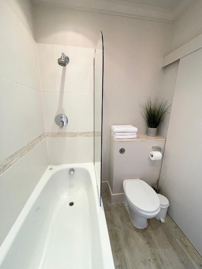 Victoria Maisonette Apartment London Exterior photo