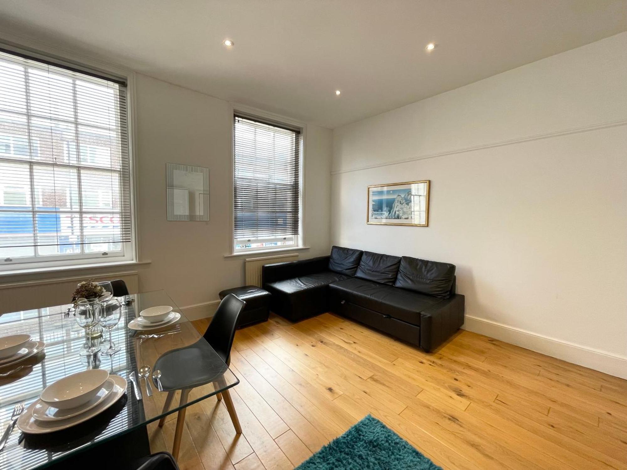 Victoria Maisonette Apartment London Exterior photo