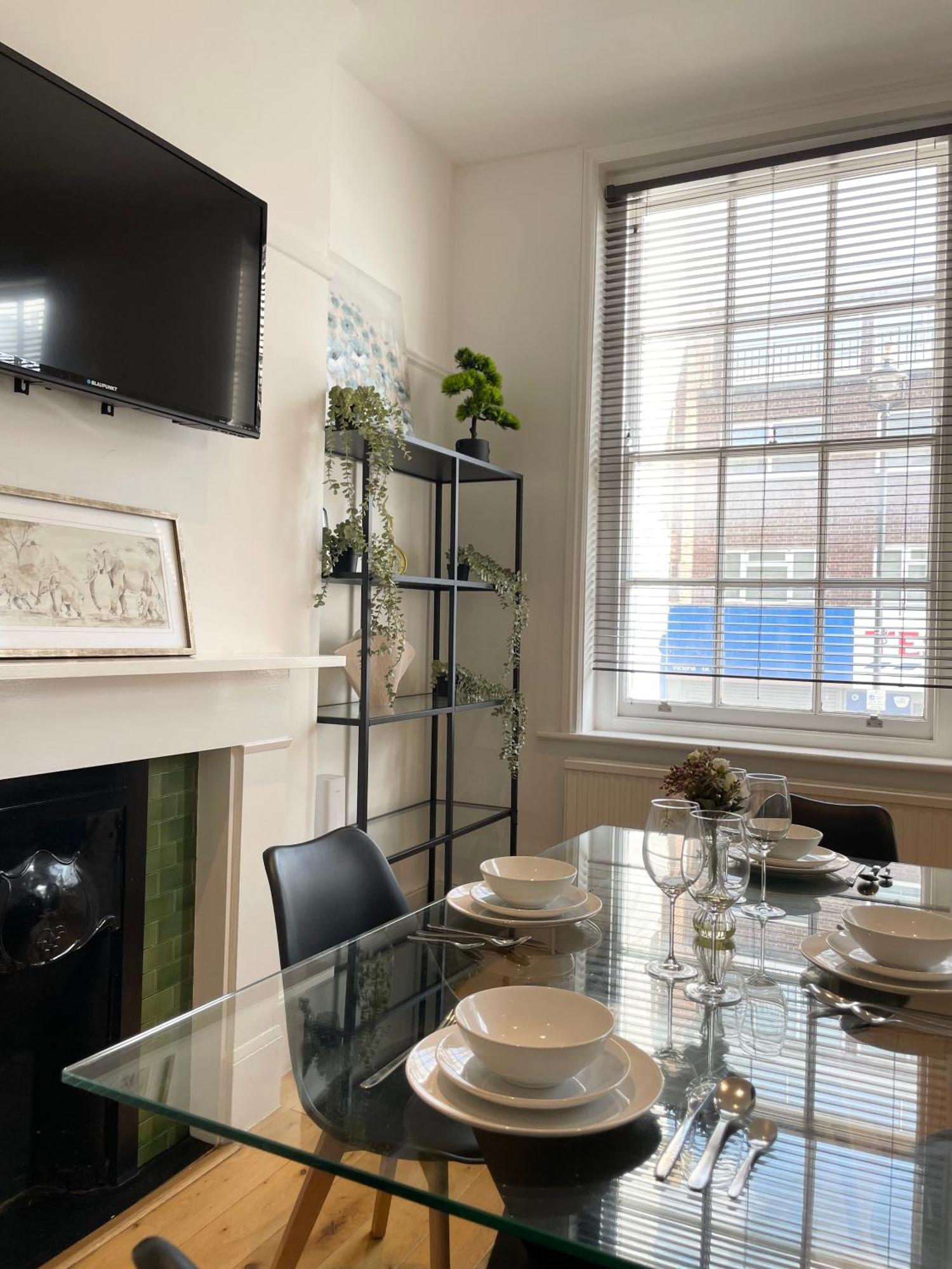 Victoria Maisonette Apartment London Exterior photo